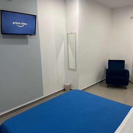 A Due Passi Dal Mare Bed and Breakfast Καταντζάρο Εξωτερικό φωτογραφία