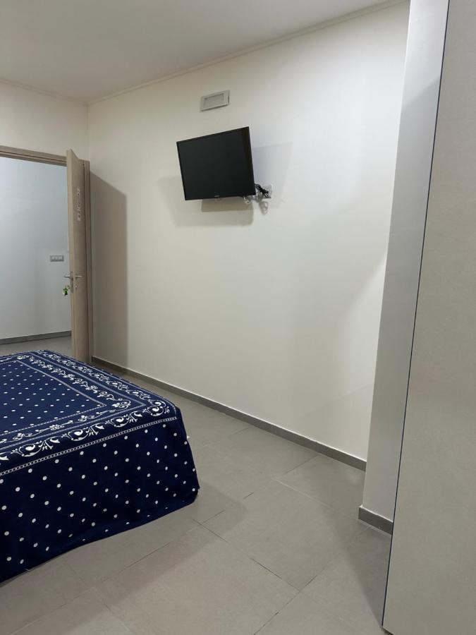 A Due Passi Dal Mare Bed and Breakfast Καταντζάρο Εξωτερικό φωτογραφία