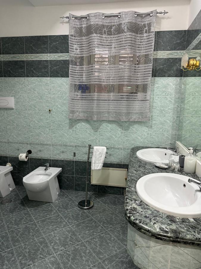 A Due Passi Dal Mare Bed and Breakfast Καταντζάρο Εξωτερικό φωτογραφία