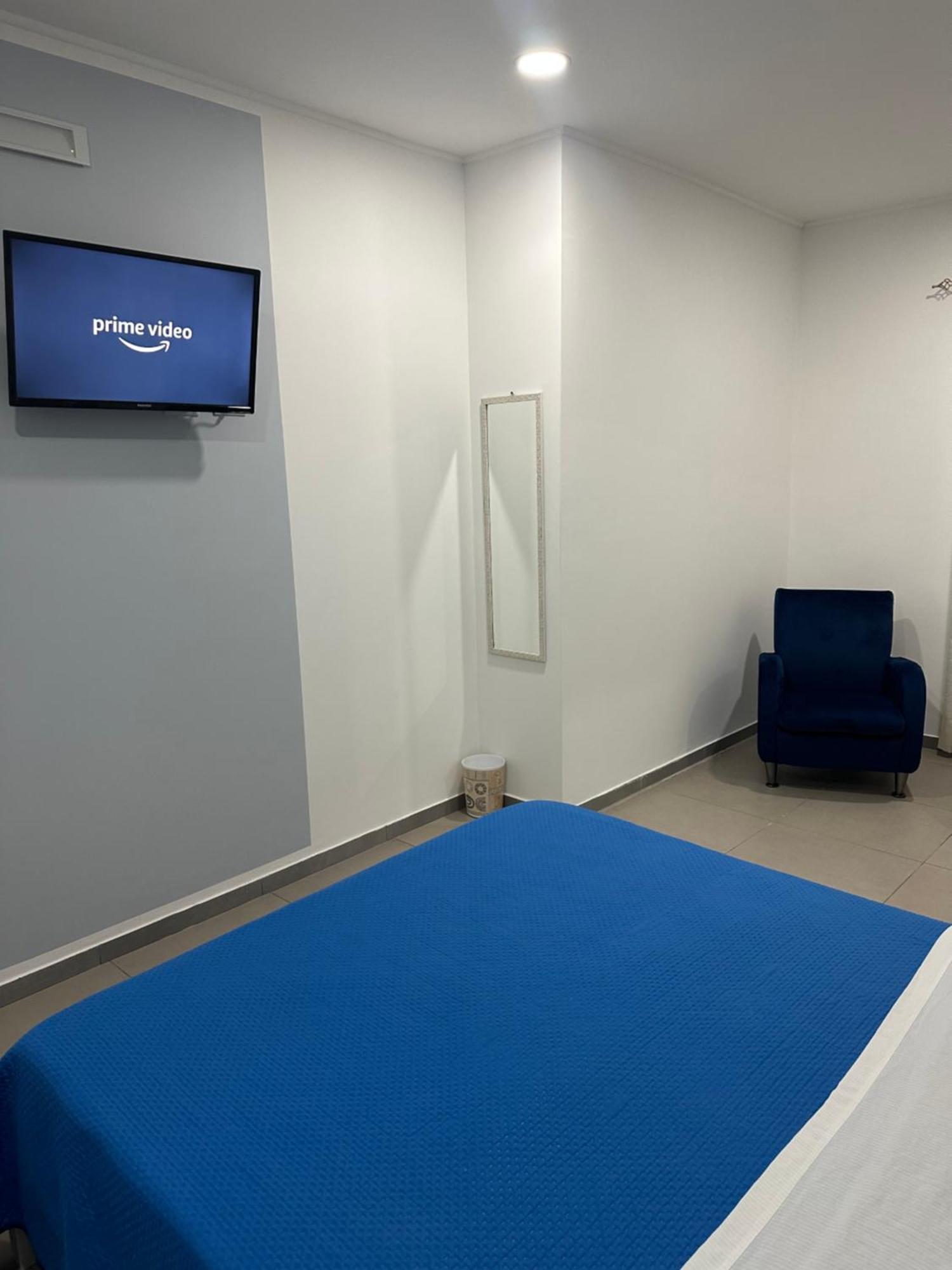 A Due Passi Dal Mare Bed and Breakfast Καταντζάρο Εξωτερικό φωτογραφία